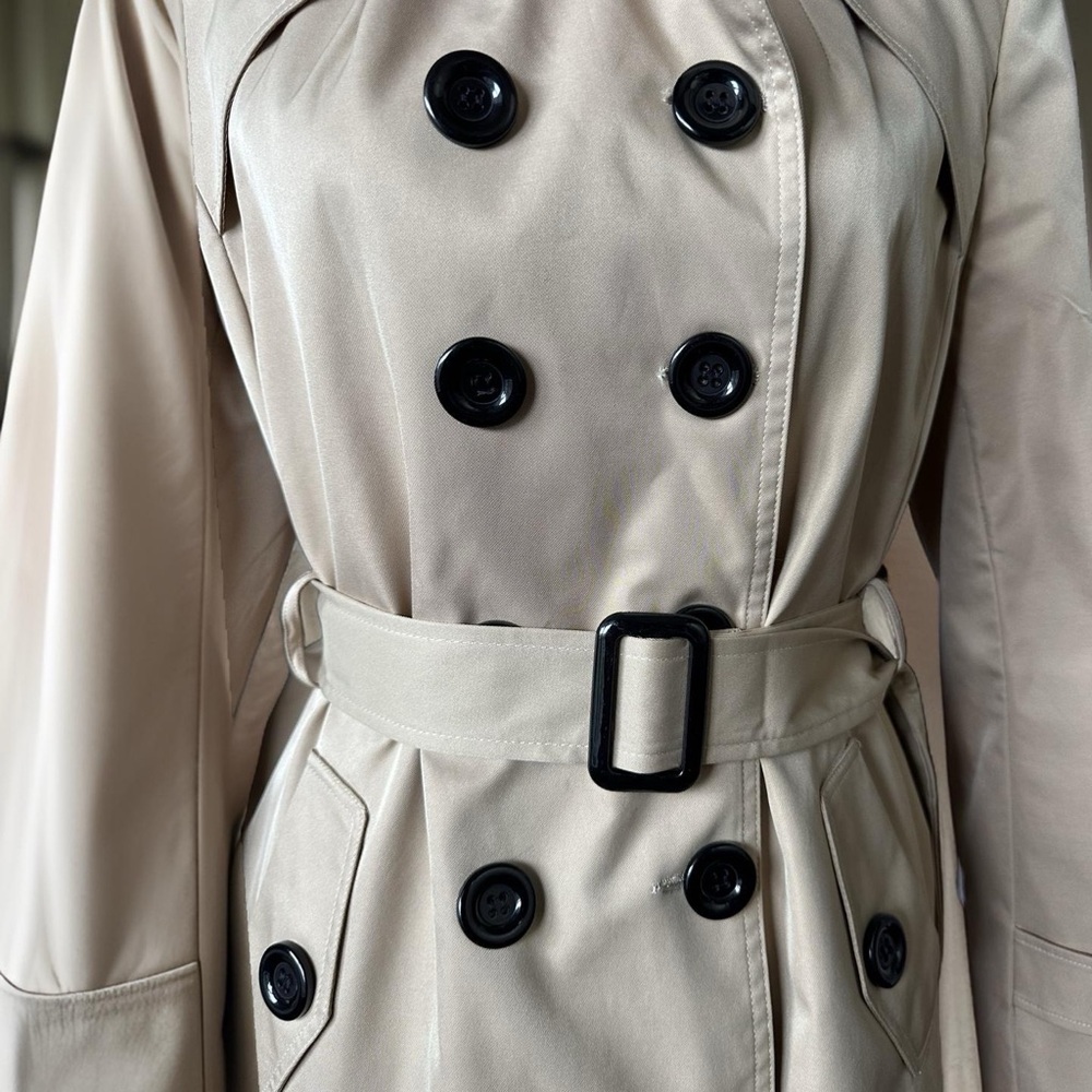 🧥 Farvalue Beige Trenchcoat, large, double breasted, buttons, knee length, belt - Picture 8 of 16